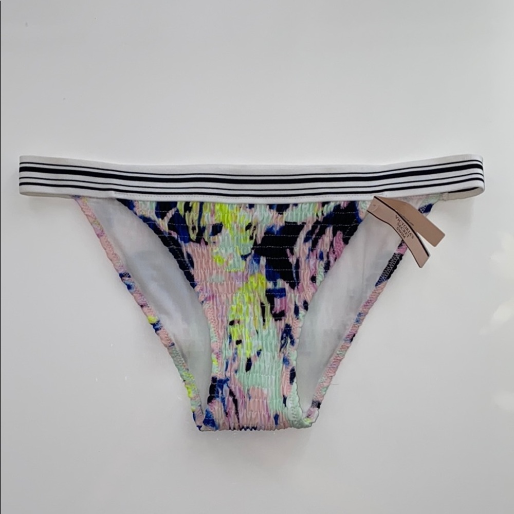Victoria’s Secret Ruched Bikini Bottom NWT